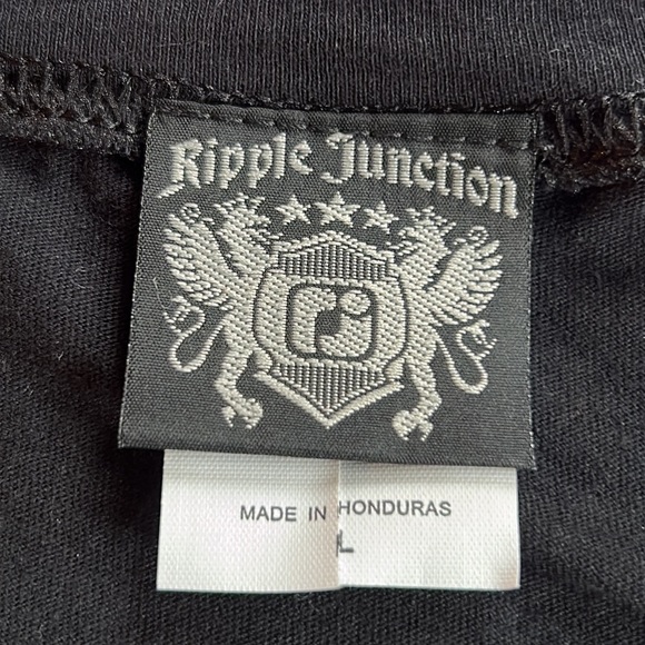 Johnny Depp “Cry Baby” Movie Memorabilia Nostalgic Tee - Picture 5 of 8